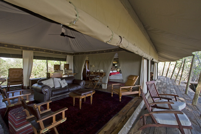 Guest tent lounge area