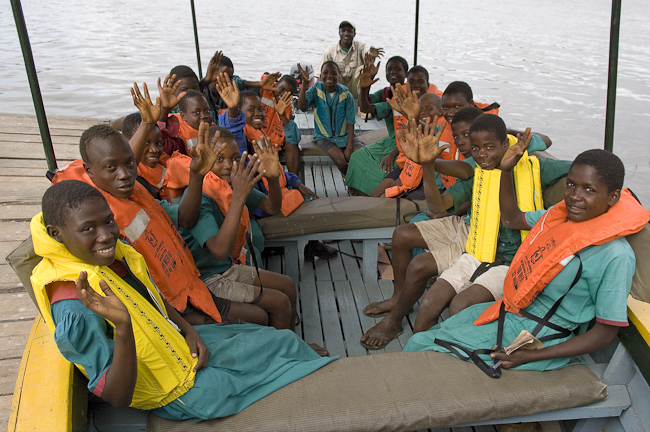 Local children on a boat trip from Mvuu