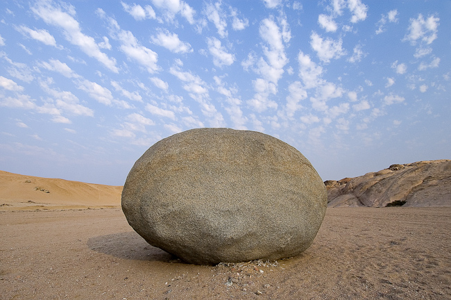 Giant misplaced boulder