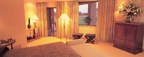 Standard bedroom, Windhoek Country Club Resort, Namibia