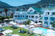 The Bay Hotel and swimming pool in Cape Town