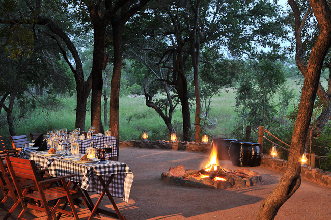 Outdoor dining in the boma