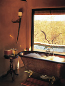 Guest bath, Garonga Safari Camp, Makalali Reserve