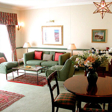 Luxurious guest suite