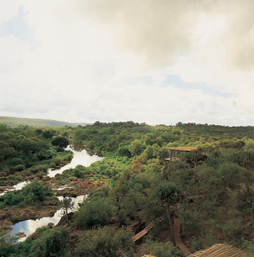 Aerial view of Lebombo and the river