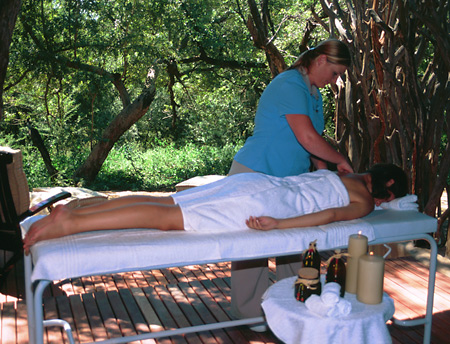 Enjoy a private massage during the midday hours at Makanyane
