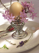 River Manor traditional egg cup