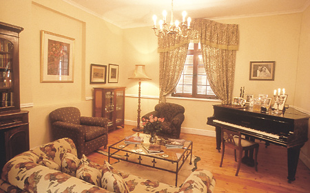 River Manor's Lounge