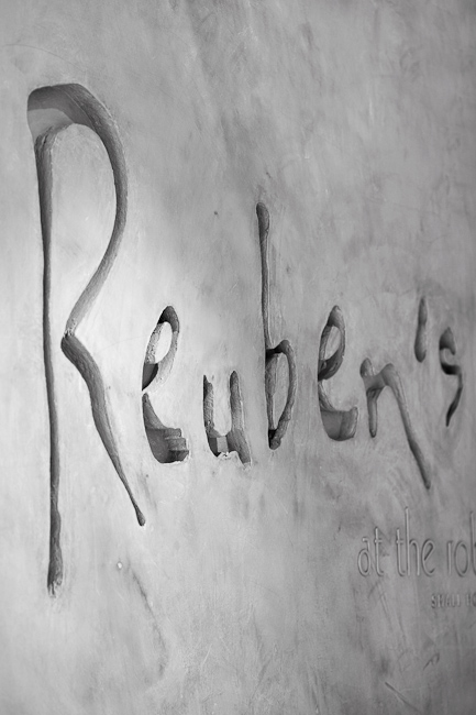 Reuben's at The Robertson