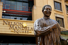 Nelson Mandela statue in Nelson Mandela Square, Sandton
