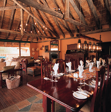 Lobengula Lodge dining room, Shamwari Game Reserve