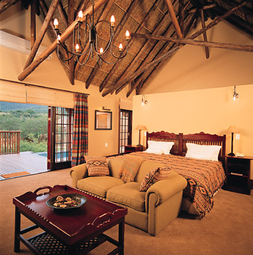 Lobengula Lodge guest suite, Shamwari Game Reserve