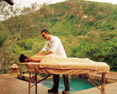 Enjoy private massages at Bayethe Lodge, Shamwari