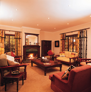 One of two guest lounges at Riverdene Lodge, Shamwari