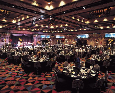 Private dinner and show at Sun City Resort