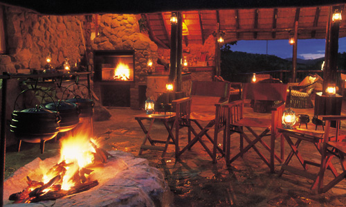 The campfire at Tshukudu