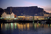 Cape Town: Victoria & Alfred Waterfront at twilight