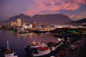 Cape Town: Victoria & Alfred Waterfront at sunset